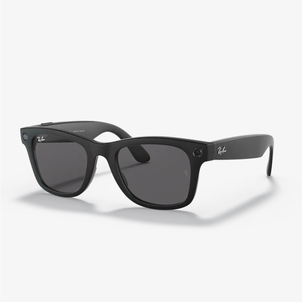 Ray-Ban Stories | Wayfarer Sunglasses